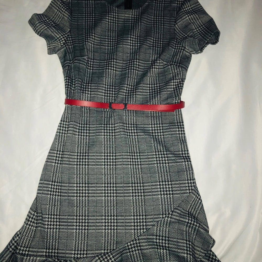 Black and white midi dress. Size 4